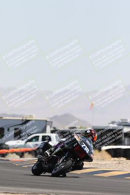 media/Apr-25-2025-BRL Bagger Racing League (Fri) [[6011495a33]]/1-Open Practice (9am-12pm)/3- (11am-12pm)/